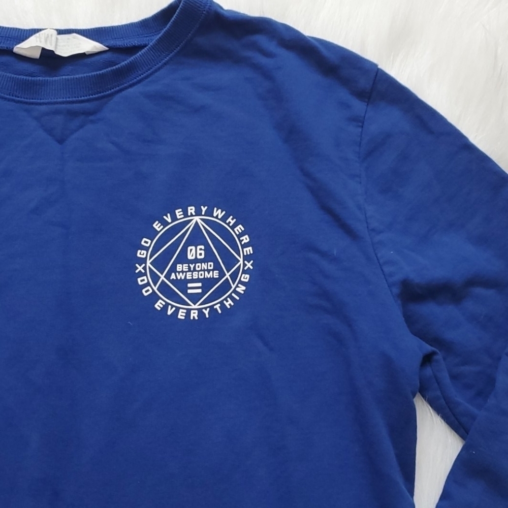 𝅺H&M Boys Light Top/Sweatshirt - Picture 2 of 4